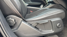 Volvo Xc40 2.0 T4 Momentum 5dr AWD Geartronic Petrol Estate